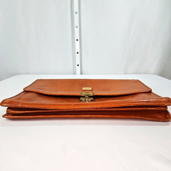 Condotti 100% Leather Handmade Briefcase - Picture 4 of 10